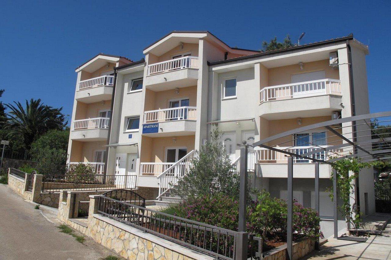 Apartments Mia Stari Grad  Exterior photo