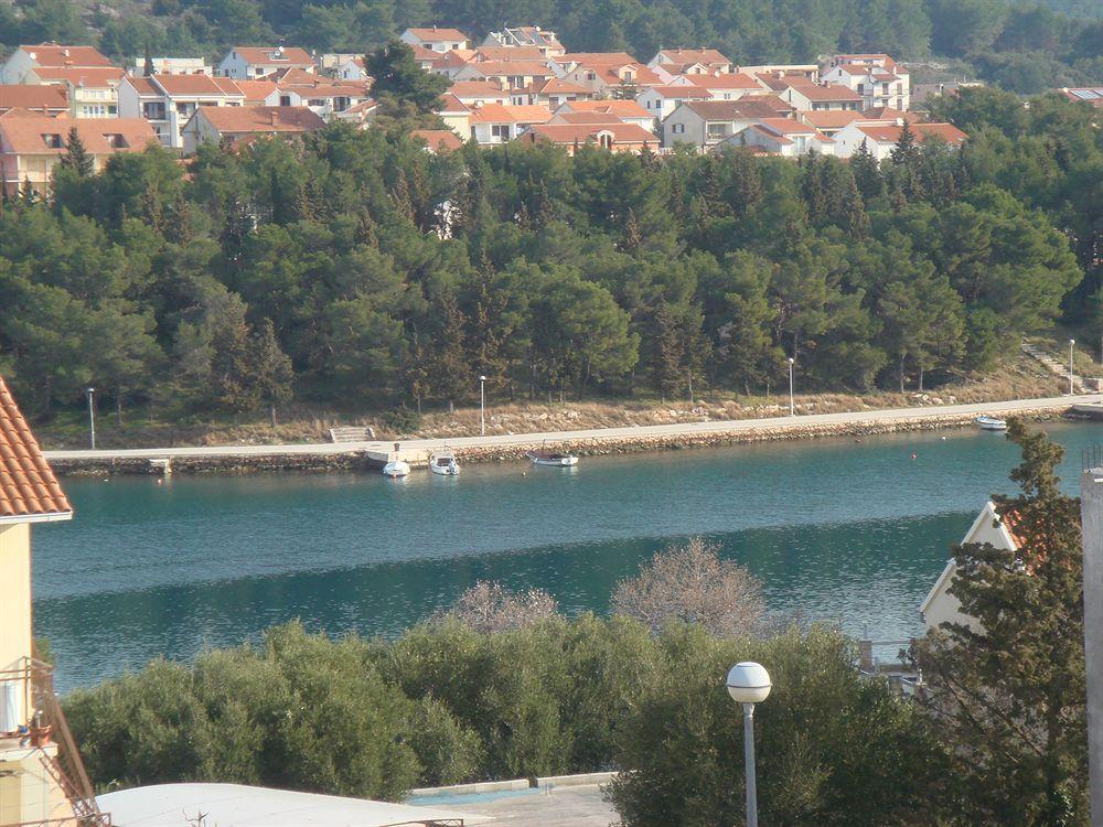 Apartments Mia Stari Grad  Exterior photo