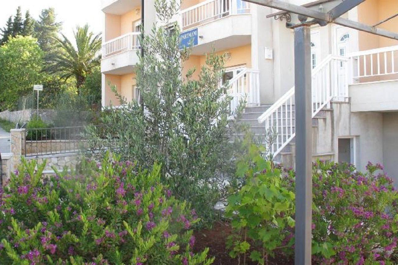Apartments Mia Stari Grad  Exterior photo