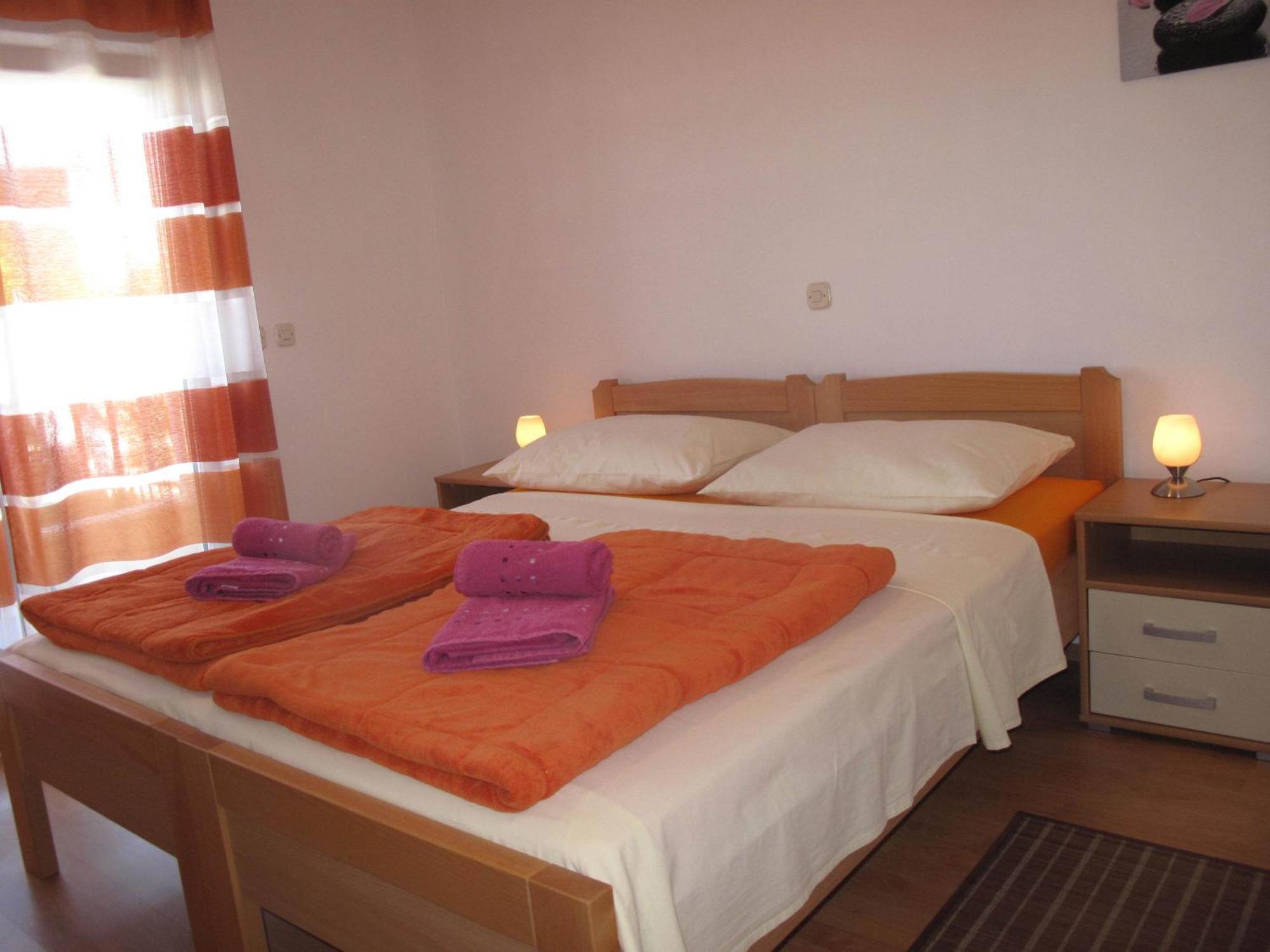 Apartments Mia Stari Grad  Room photo